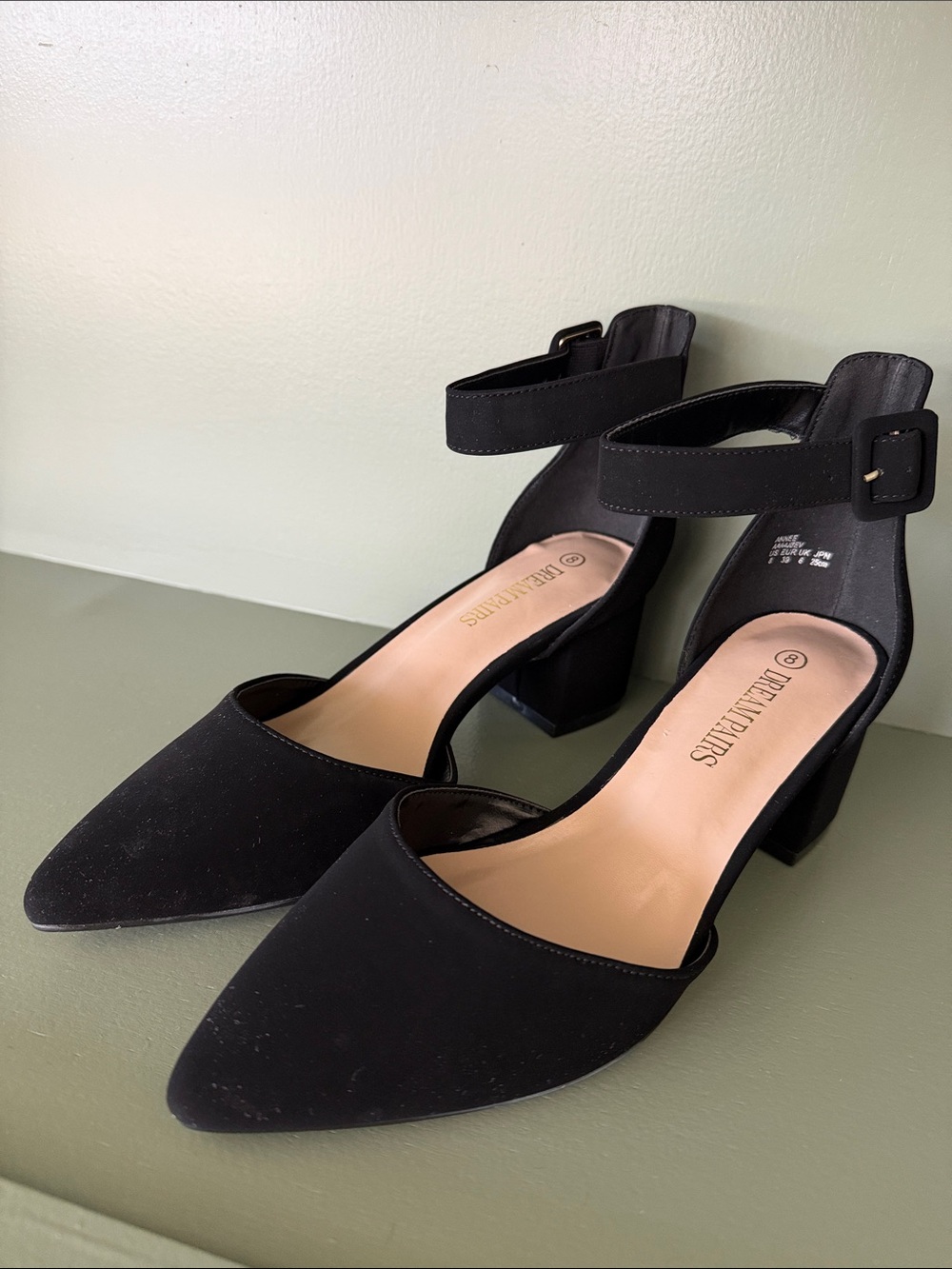 Dream Pairs Black Pointed-toe Block Heel Ankle-Strap Pumps - Size 8 - NWT